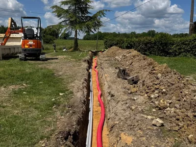 Création de tranchée pour le passage de la fibre à GARDEGAN-ET-TOURTIRAC (33350)